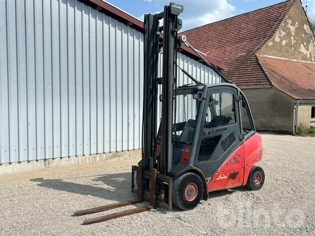 Linde H30D-01 (2012) - Motviktstruck: bild 1 Linde H30D-01 (2012) - Motviktstruck: bild 1