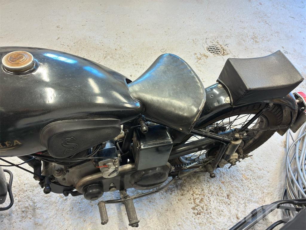 SAROLEA S L 6 - Motorcykel: bild 4 SAROLEA S L 6 - Motorcykel: bild 4