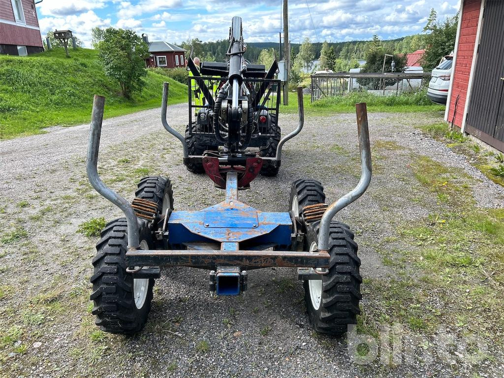 VIMEK MINIMASTER 620 8WD - Skotare: bild 4 VIMEK MINIMASTER 620 8WD - Skotare: bild 4