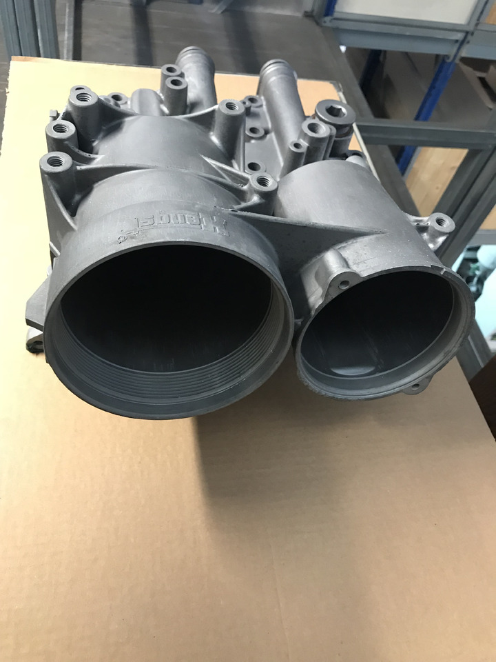 MODULO RAFFREDDAMENTO OLIO MOTORI MAN D2066 / D2676 - Motor och reservdelar för Lastbil: bild 2 MODULO RAFFREDDAMENTO OLIO MOTORI MAN D2066 / D2676 - Motor och reservdelar för Lastbil: bild 2