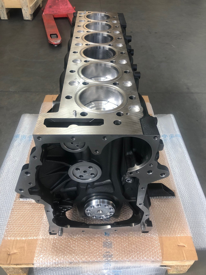 SHORTBLOCK / BLOCCO MOTORE MAN D2066 EURO6 (camion e bus) - Cylinderblock för Lastbil: bild 3 SHORTBLOCK / BLOCCO MOTORE MAN D2066 EURO6 (camion e bus) - Cylinderblock för Lastbil: bild 3