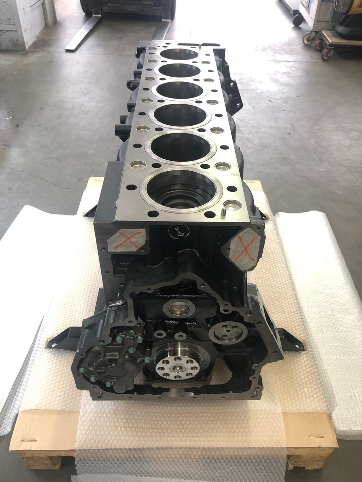 SHORTBLOCK MAN D2066 EURO 6c (camion) - Cylinderblock för Lastbil: bild 3 SHORTBLOCK MAN D2066 EURO 6c (camion) - Cylinderblock för Lastbil: bild 3