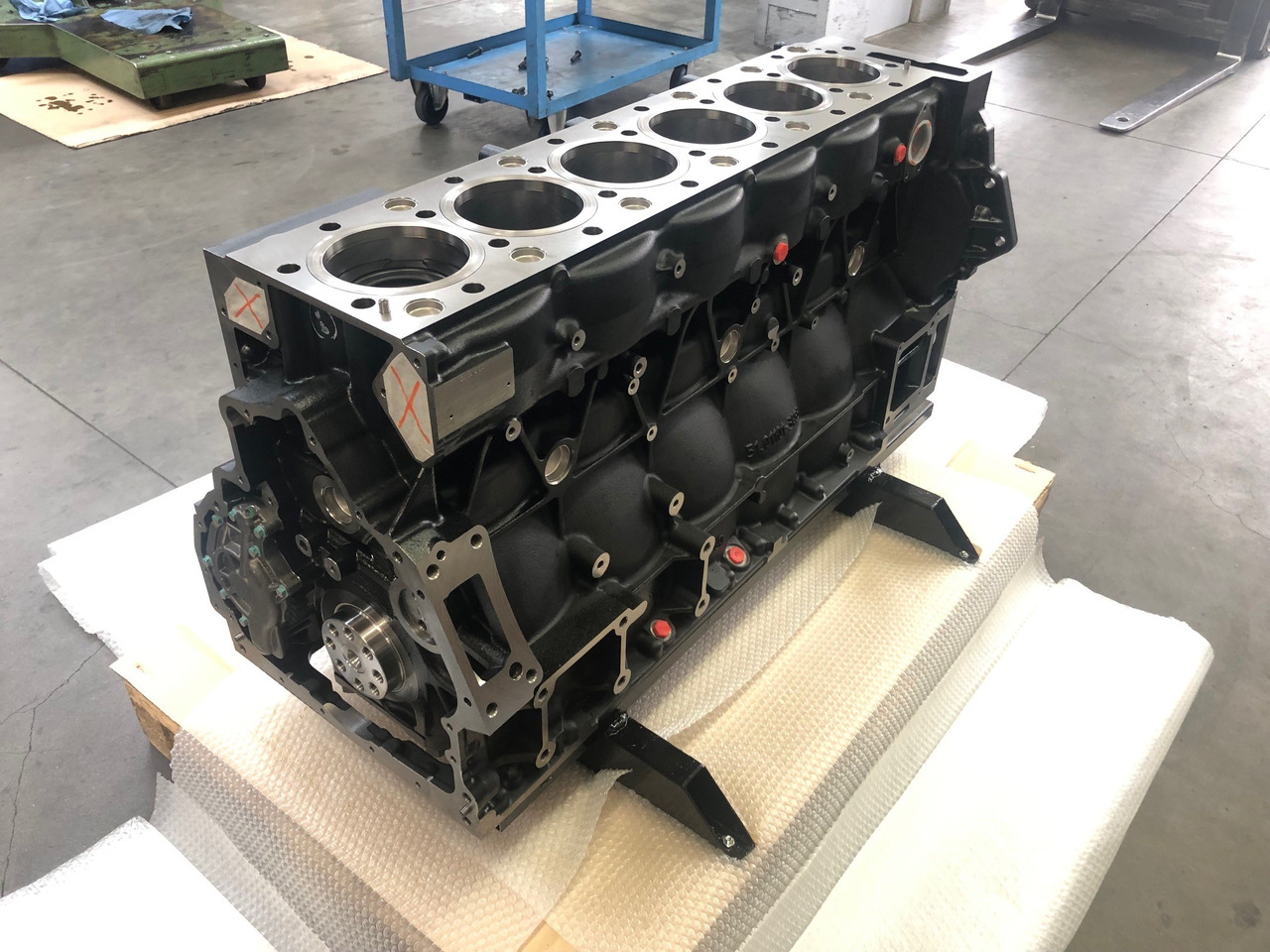 SHORTBLOCK MAN D2676 EURO 6c (camion) - Cylinderblock för Lastbil: bild 2 SHORTBLOCK MAN D2676 EURO 6c (camion) - Cylinderblock för Lastbil: bild 2