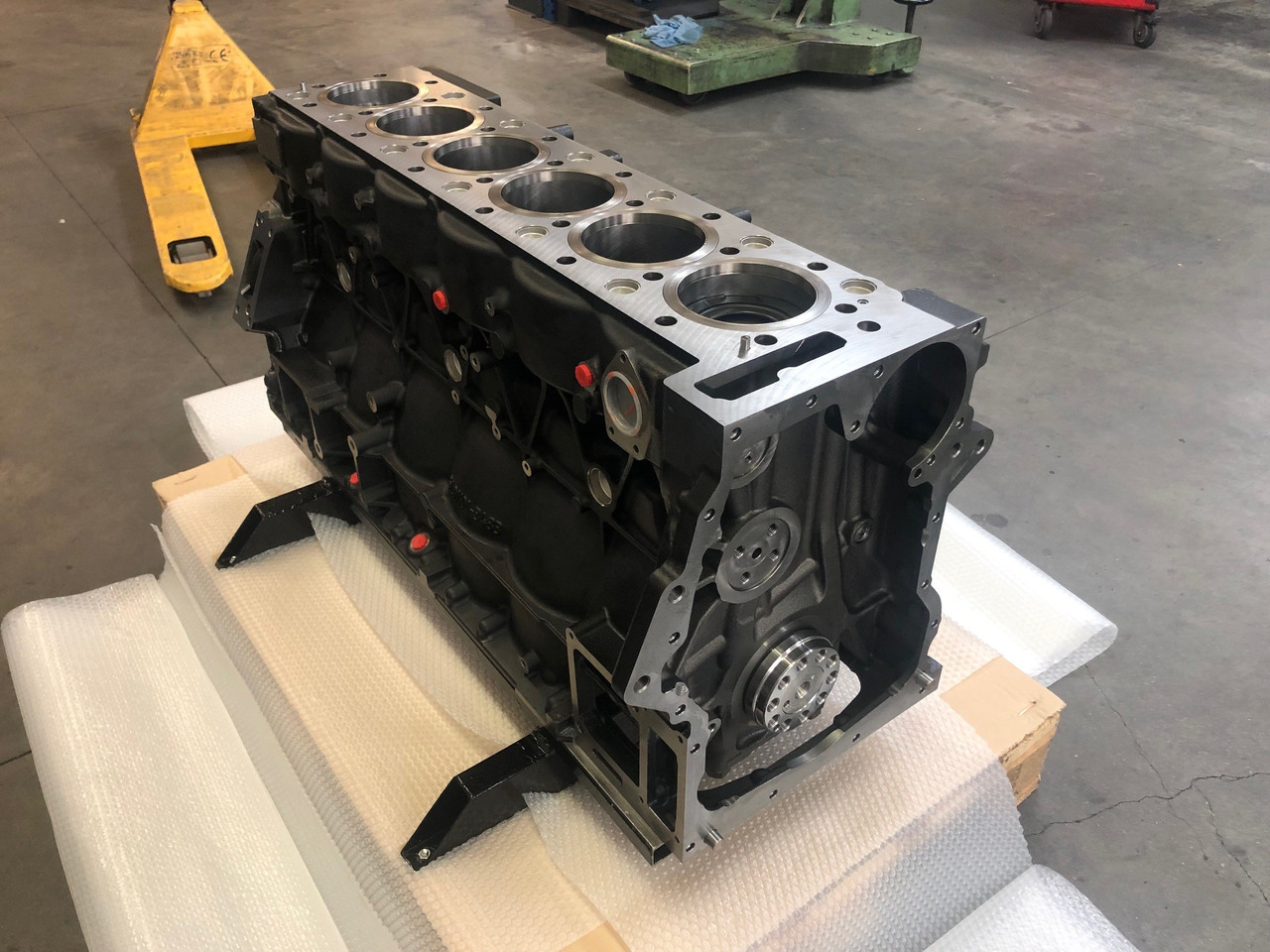 SHORTBLOCK MAN D2676 EURO 6c (camion) - Cylinderblock för Lastbil: bild 1 SHORTBLOCK MAN D2676 EURO 6c (camion) - Cylinderblock för Lastbil: bild 1