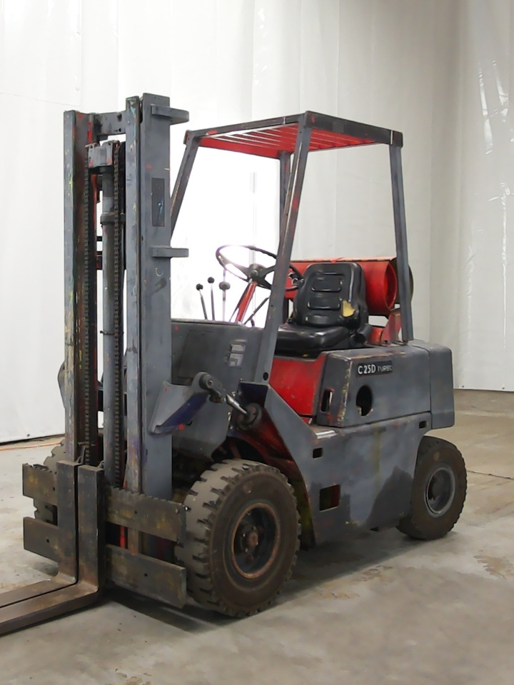Clark 25D - Dieseltruck: bild 1 Clark 25D - Dieseltruck: bild 1