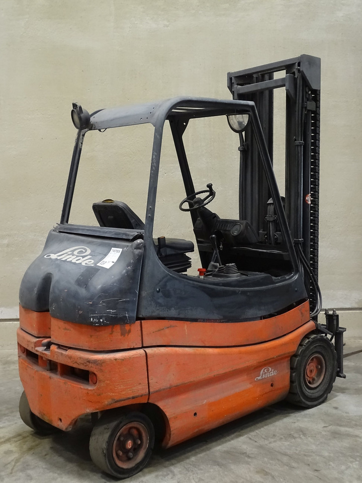 Linde E25 - Eltruck: bild 2 Linde E25 - Eltruck: bild 2