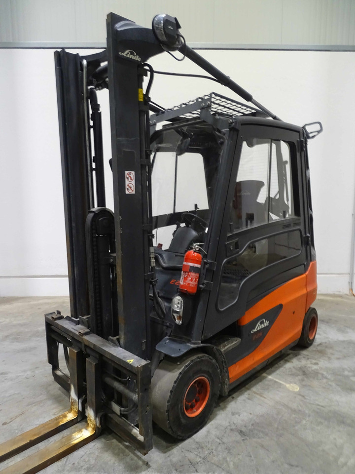 Linde E25L-01 - Eltruck: bild 1 Linde E25L-01 - Eltruck: bild 1