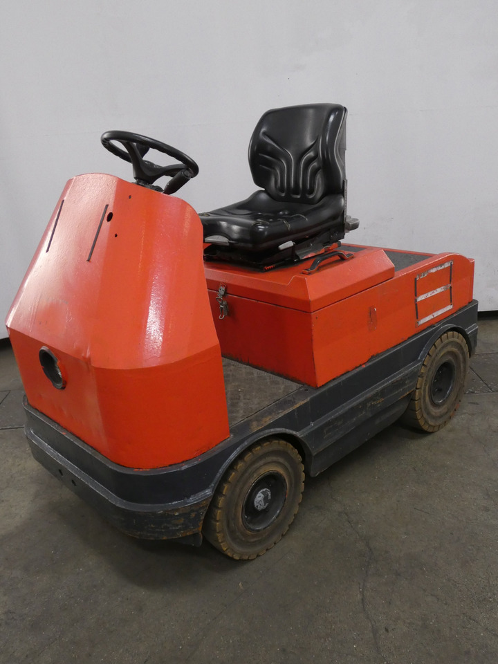 Linde T800 - Dragtruck: bild 1 Linde T800 - Dragtruck: bild 1
