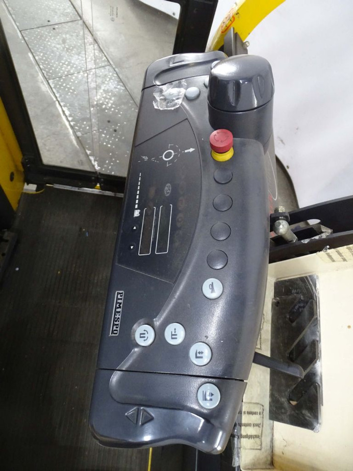 Om DUAL13-3 - Plocktruck: bild 3 Om DUAL13-3 - Plocktruck: bild 3
