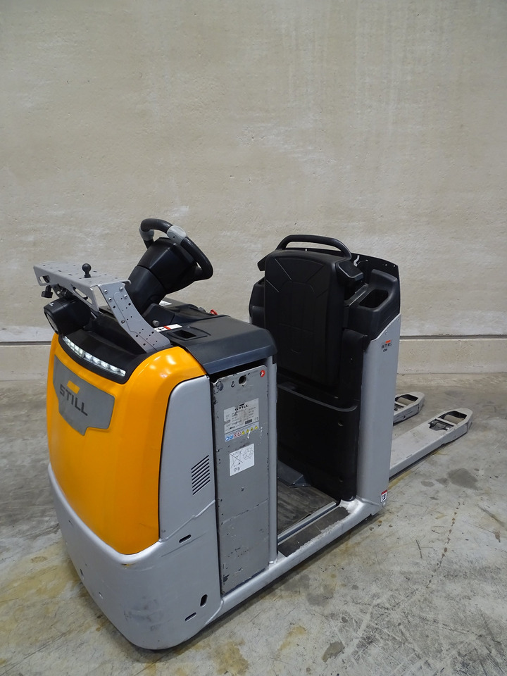 Still OPX20 - Plocktruck: bild 1 Still OPX20 - Plocktruck: bild 1