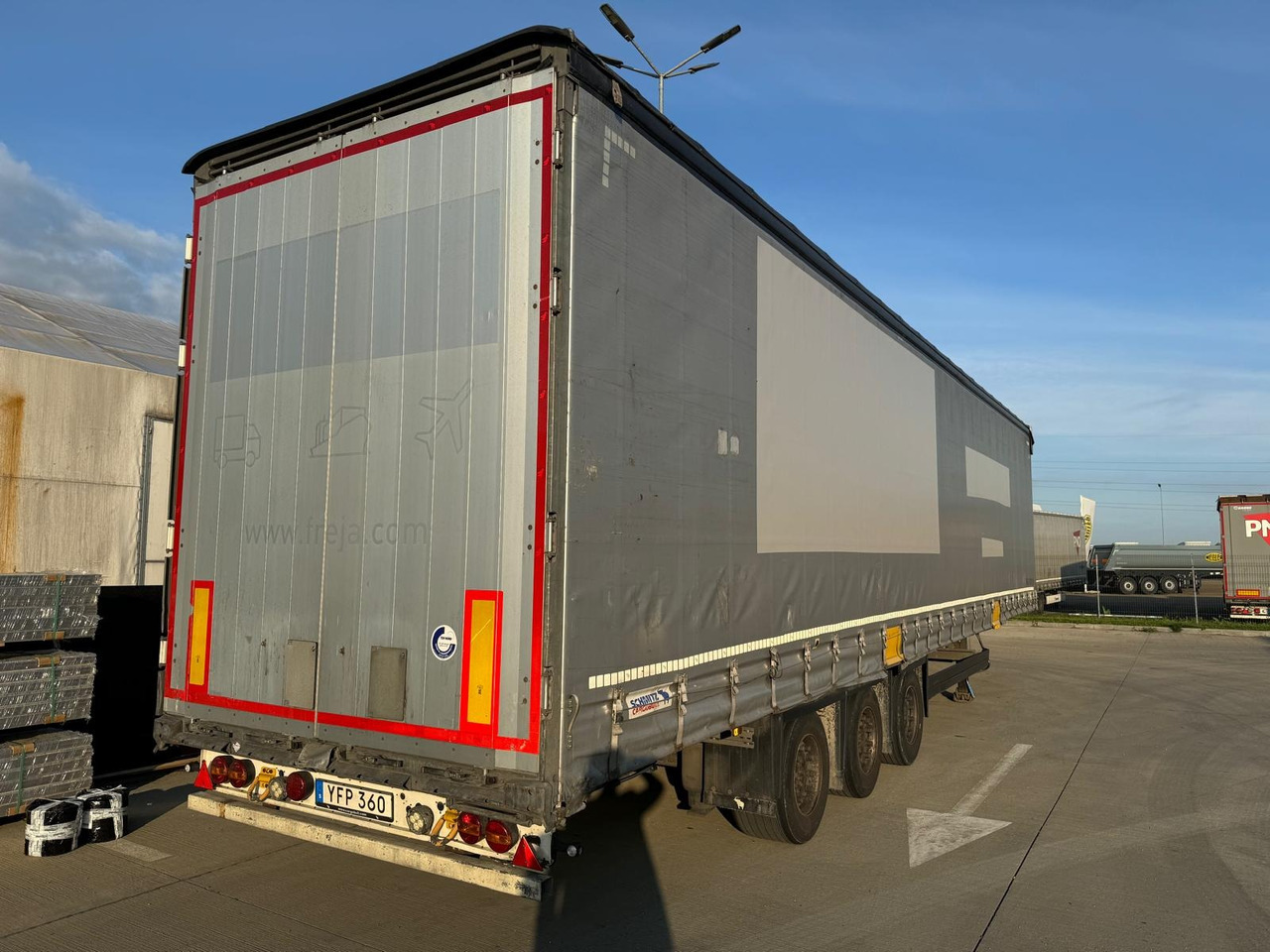Schmitz Cargobull SCB*S3B - Kapelltrailer: bild 4 Schmitz Cargobull SCB*S3B - Kapelltrailer: bild 4