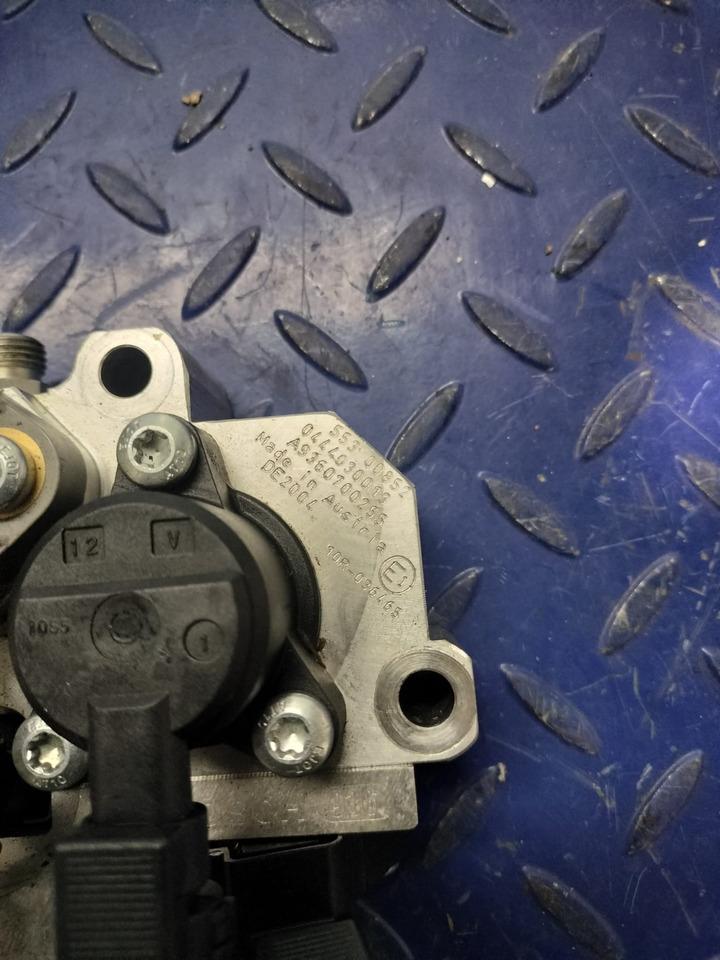 MERCEDES-BENZ Atego 2015 om934 fuel metering unit A9360700255 A9360700255 - Bränslepump för Lastbil: bild 3 MERCEDES-BENZ Atego 2015 om934 fuel metering unit A9360700255 A9360700255 - Bränslepump för Lastbil: bild 3