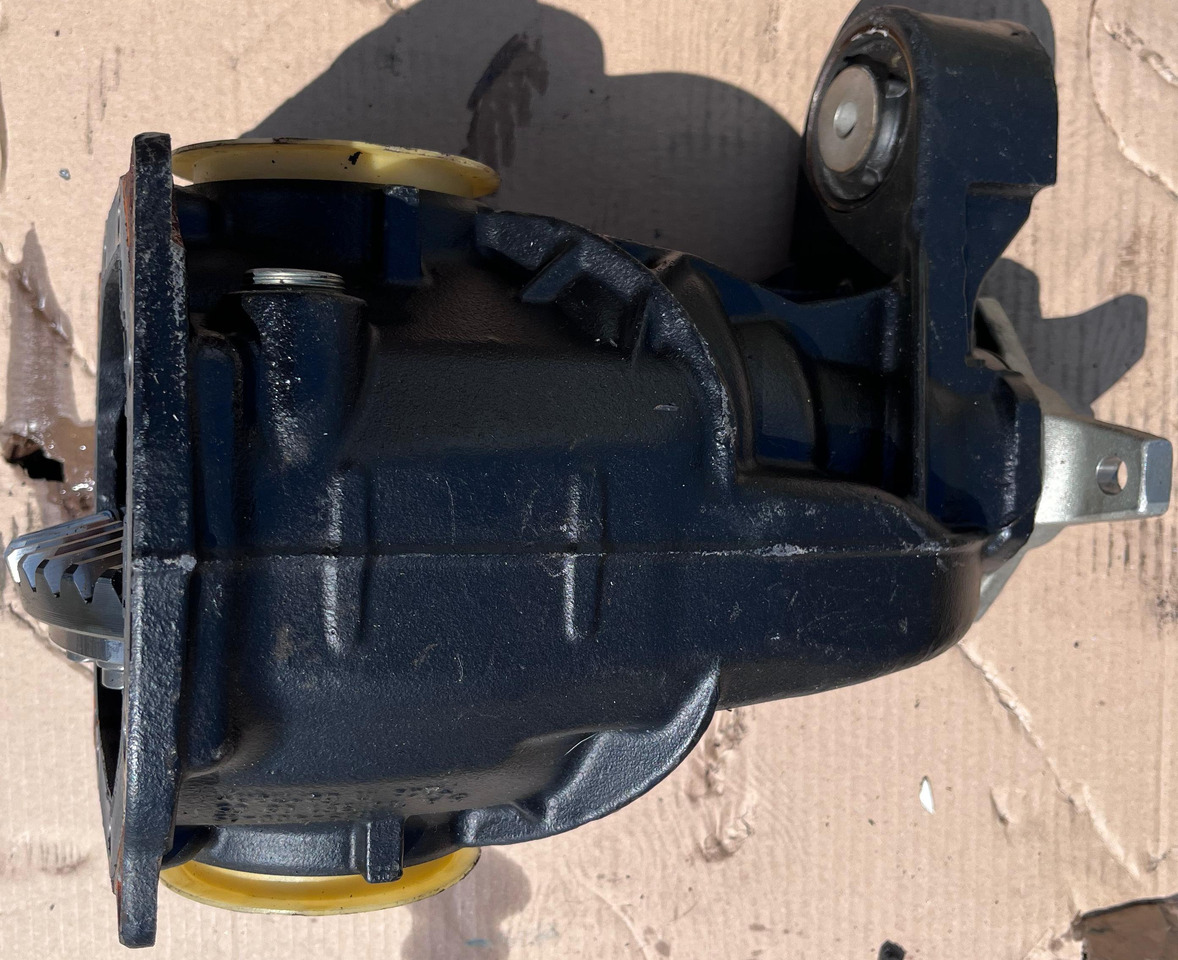 MERCEDES-BENZ Mercedes Benz Rear Axle Differential A1663510605 - Differential: bild 1 MERCEDES-BENZ Mercedes Benz Rear Axle Differential A1663510605 - Differential: bild 1