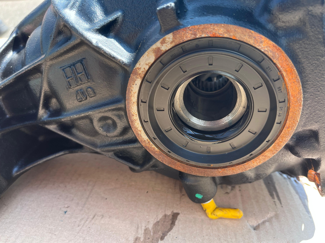 MERCEDES-BENZ Mercedes Benz Rear Axle Differential A1663510605 - Differential: bild 4 MERCEDES-BENZ Mercedes Benz Rear Axle Differential A1663510605 - Differential: bild 4