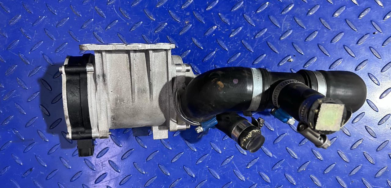 Mercedes Benz Water Pump A2562000600 - Hydraulik: bild 3 Mercedes Benz Water Pump A2562000600 - Hydraulik: bild 3