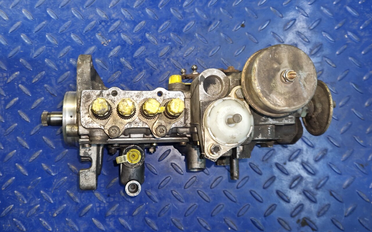 BOSCH INJECTION PUMP 0400074884 - Reservdelar för Övrig maskin: bild 4 BOSCH INJECTION PUMP 0400074884 - Reservdelar för Övrig maskin: bild 4