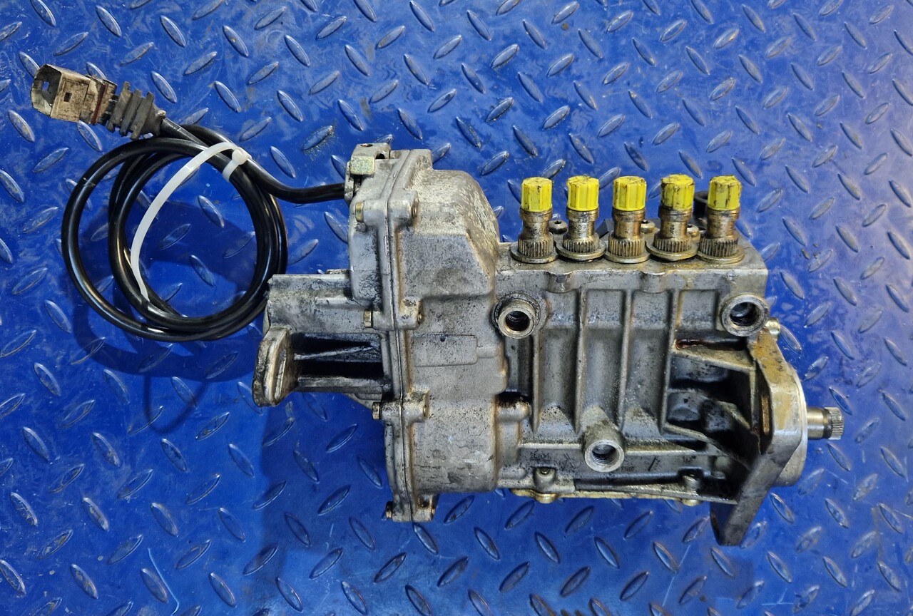 BOSCH INJECTION PUMP 0400195004 - Reservdelar för Övrig maskin: bild 2 BOSCH INJECTION PUMP 0400195004 - Reservdelar för Övrig maskin: bild 2