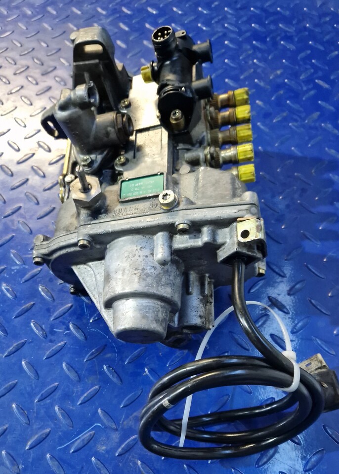 BOSCH INJECTION PUMP 0400195004 - Reservdelar för Övrig maskin: bild 4 BOSCH INJECTION PUMP 0400195004 - Reservdelar för Övrig maskin: bild 4