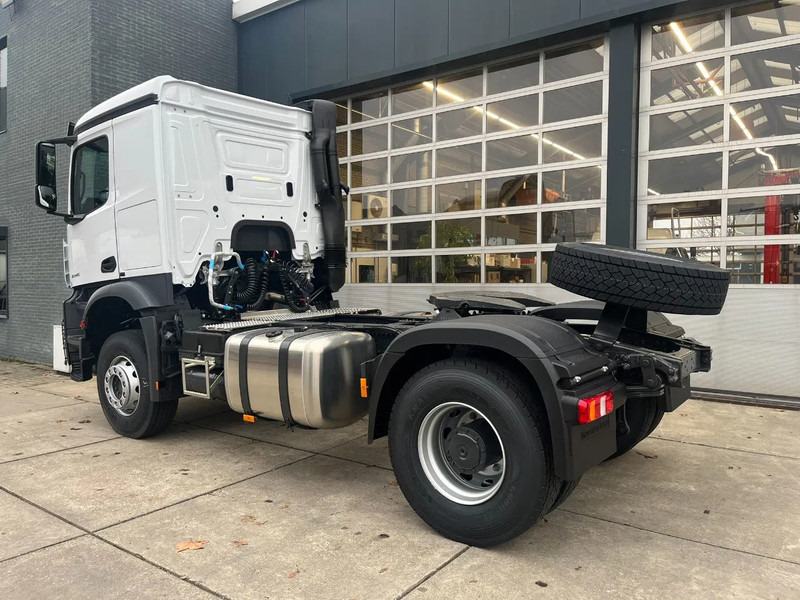 Mercedes-Benz Actros 2045 S 4x2 Tractor Head - Dragbil: bild 3 Mercedes-Benz Actros 2045 S 4x2 Tractor Head - Dragbil: bild 3