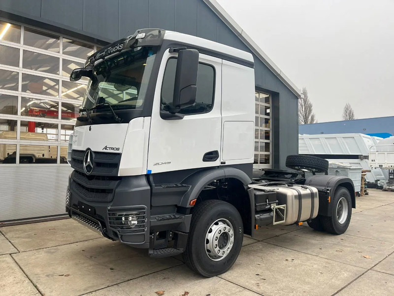Mercedes-Benz Actros 2045 S 4x2 Tractor Head - Dragbil: bild 1 Mercedes-Benz Actros 2045 S 4x2 Tractor Head - Dragbil: bild 1