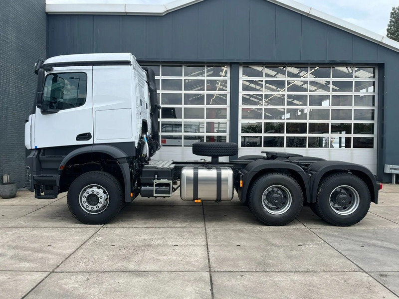 Mercedes-Benz Actros 3348 S 6x4 Tractor Head - Dragbil: bild 3 Mercedes-Benz Actros 3348 S 6x4 Tractor Head - Dragbil: bild 3
