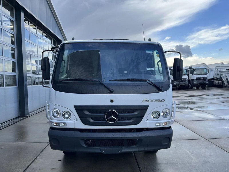 Mercedes-Benz Accelo 815 4x2 Garbage Compactor (2 units) Accelo 815 4x2 Garbage Compactor (2 units) - Sopbil: bild 4 Mercedes-Benz Accelo 815 4x2 Garbage Compactor (2 units) Accelo 815 4x2 Garbage Compactor (2 units) - Sopbil: bild 4