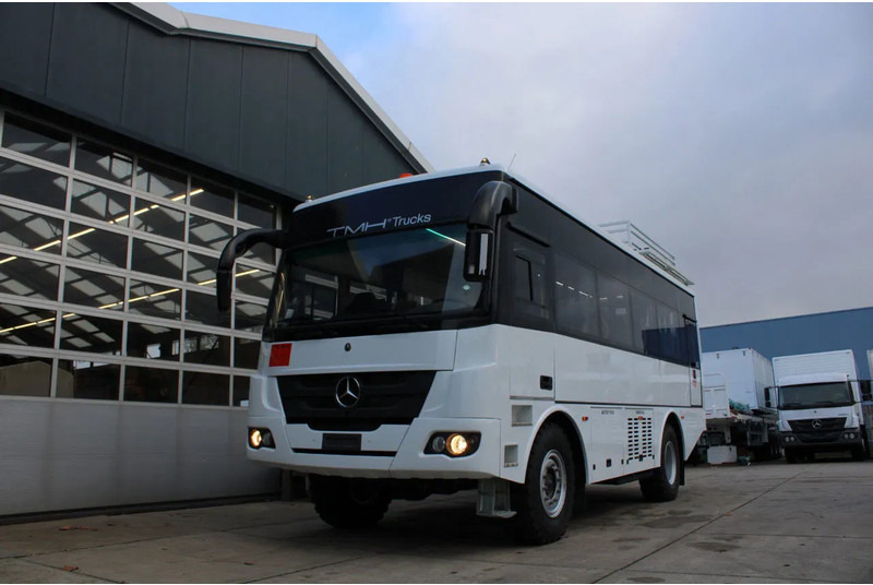 Mercedes-Benz Atego 1725 4x4 Passenger Bus - Turistbuss: bild 1 Mercedes-Benz Atego 1725 4x4 Passenger Bus - Turistbuss: bild 1