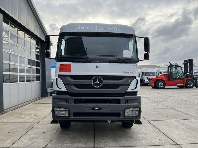Mercedes-Benz Axor 3344 6x4 Chassis Cabin - Chassi lastbil: bild 4 Mercedes-Benz Axor 3344 6x4 Chassis Cabin - Chassi lastbil: bild 4