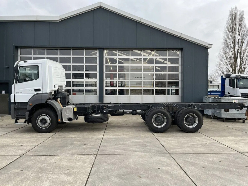 Mercedes-Benz Axor 3344 6x4 Chassis Cabin - Chassi lastbil: bild 2 Mercedes-Benz Axor 3344 6x4 Chassis Cabin - Chassi lastbil: bild 2