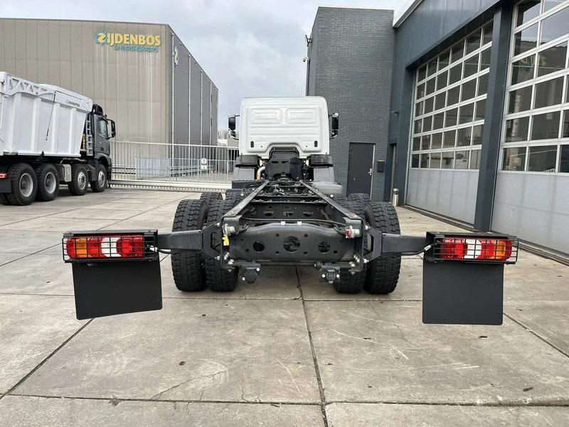 Mercedes-Benz Axor 3344 6x4 Chassis Cabin - Chassi lastbil: bild 5 Mercedes-Benz Axor 3344 6x4 Chassis Cabin - Chassi lastbil: bild 5