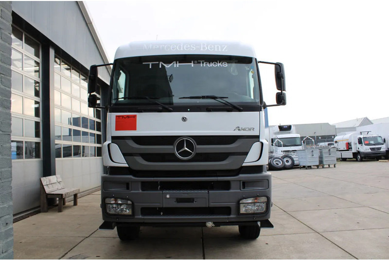 Mercedes-Benz Axor 3344 K 6x4 Tipper Truck - Tippbil lastbil: bild 5 Mercedes-Benz Axor 3344 K 6x4 Tipper Truck - Tippbil lastbil: bild 5