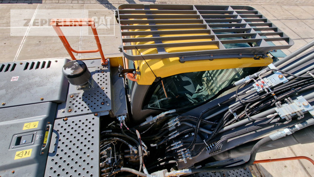 Bandgrävare Volvo EC200E: bild 19