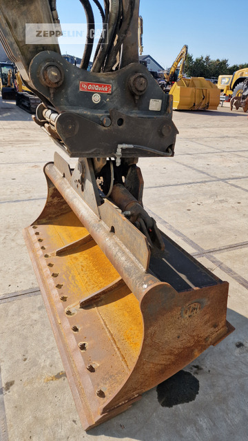 Bandgrävare Volvo EC200E: bild 7