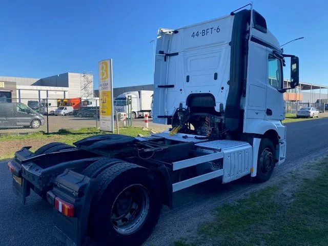 Mercedes-Benz Actros 1840 stream space cabine met spoilers fenders en zonneklep, apk gekeurd. - Dragbil: bild 4 Mercedes-Benz Actros 1840 stream space cabine met spoilers fenders en zonneklep, apk gekeurd. - Dragbil: bild 4