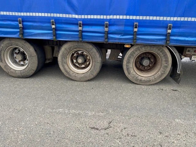 LAG mega schuifzeil 3 asser lucht - Skåp semitrailer: bild 5 LAG mega schuifzeil 3 asser lucht - Skåp semitrailer: bild 5