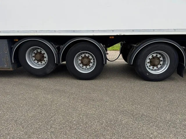 Pacton koelvriesoplegger 3 asser met carrier vector koelmachine, stuuras.. - Kyl/ Frys semitrailer: bild 5 Pacton koelvriesoplegger 3 asser met carrier vector koelmachine, stuuras.. - Kyl/ Frys semitrailer: bild 5