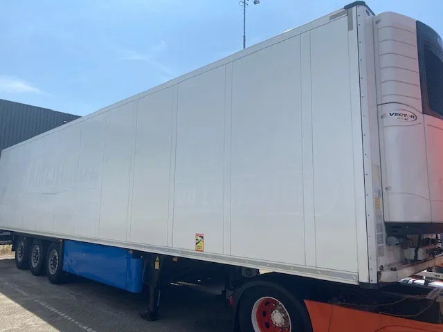 Schmitz Cargobull SCB 53B koelvries met carrier vector 1950MT 2 temp en tussenwand, - Kyl/ Frys semitrailer: bild 2 Schmitz Cargobull SCB 53B koelvries met carrier vector 1950MT 2 temp en tussenwand, - Kyl/ Frys semitrailer: bild 2