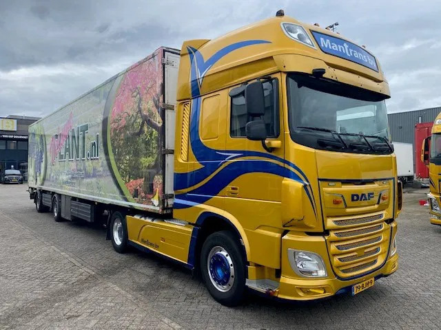 Vogelzang bloemen en planten oplegger 280 hoog deuren voor en achter, laadklep achter - Skåp semitrailer: bild 4 Vogelzang bloemen en planten oplegger 280 hoog deuren voor en achter, laadklep achter - Skåp semitrailer: bild 4