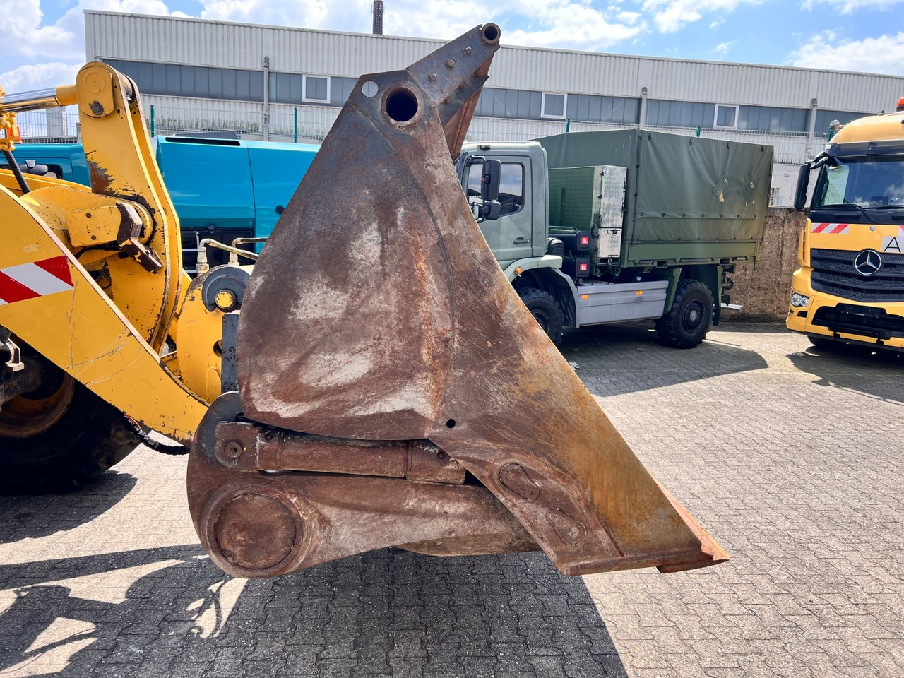 Komatsu WA 380-7 A Hochkippschaufel 4,5m³ Schnellwechsle - Hjullastare: bild 4 Komatsu WA 380-7 A Hochkippschaufel 4,5m³ Schnellwechsle - Hjullastare: bild 4