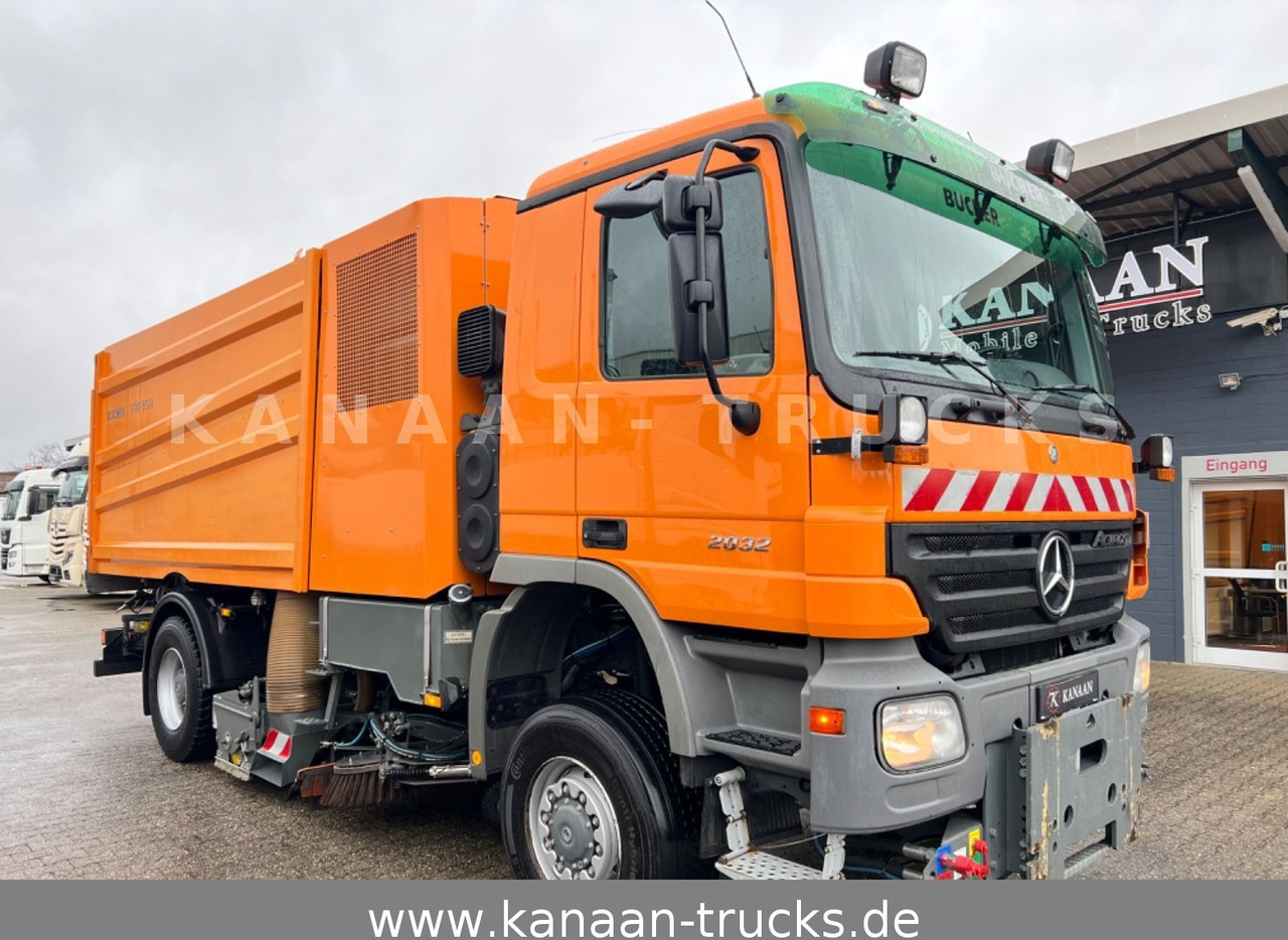Mercedes-Benz 2032 Actros 4x4 Bucher STKF 9500 AIRPORT KLIMA - Sopmaskin: bild 2 Mercedes-Benz 2032 Actros 4x4 Bucher STKF 9500 AIRPORT KLIMA - Sopmaskin: bild 2