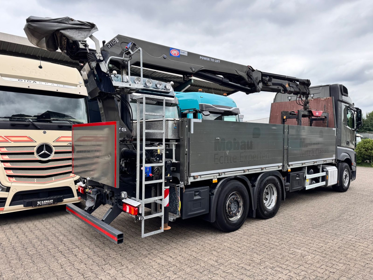 Mercedes-Benz 2545 Actros 4 Baustoffkran HMF Hochdach - Kranbil: bild 2 Mercedes-Benz 2545 Actros 4 Baustoffkran HMF Hochdach - Kranbil: bild 2