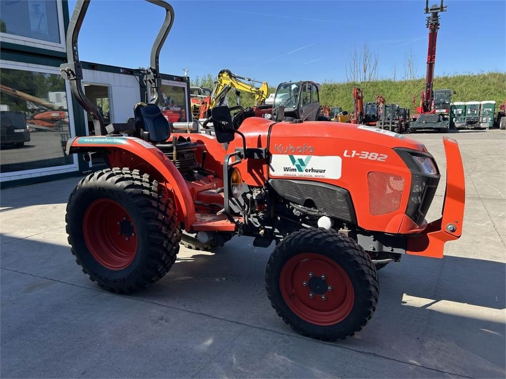 Kubota L1-382 (5283) - Kommunaltraktor: bild 4 Kubota L1-382 (5283) - Kommunaltraktor: bild 4