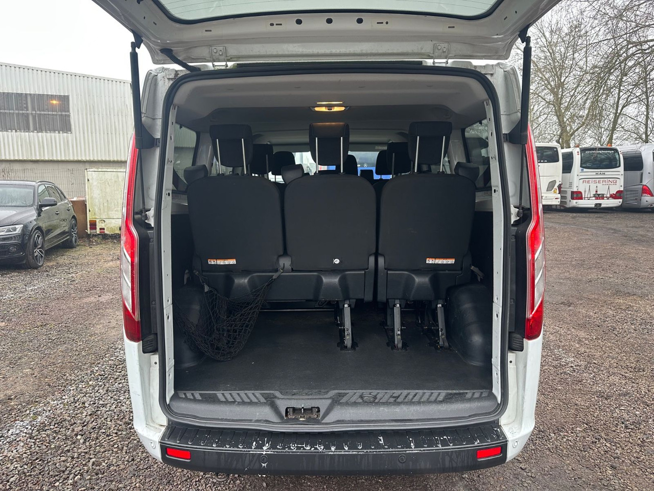Ford Transit Custom (Klima*Euro 6) - Minibuss, Persontransport: bild 4 Ford Transit Custom (Klima*Euro 6) - Minibuss, Persontransport: bild 4