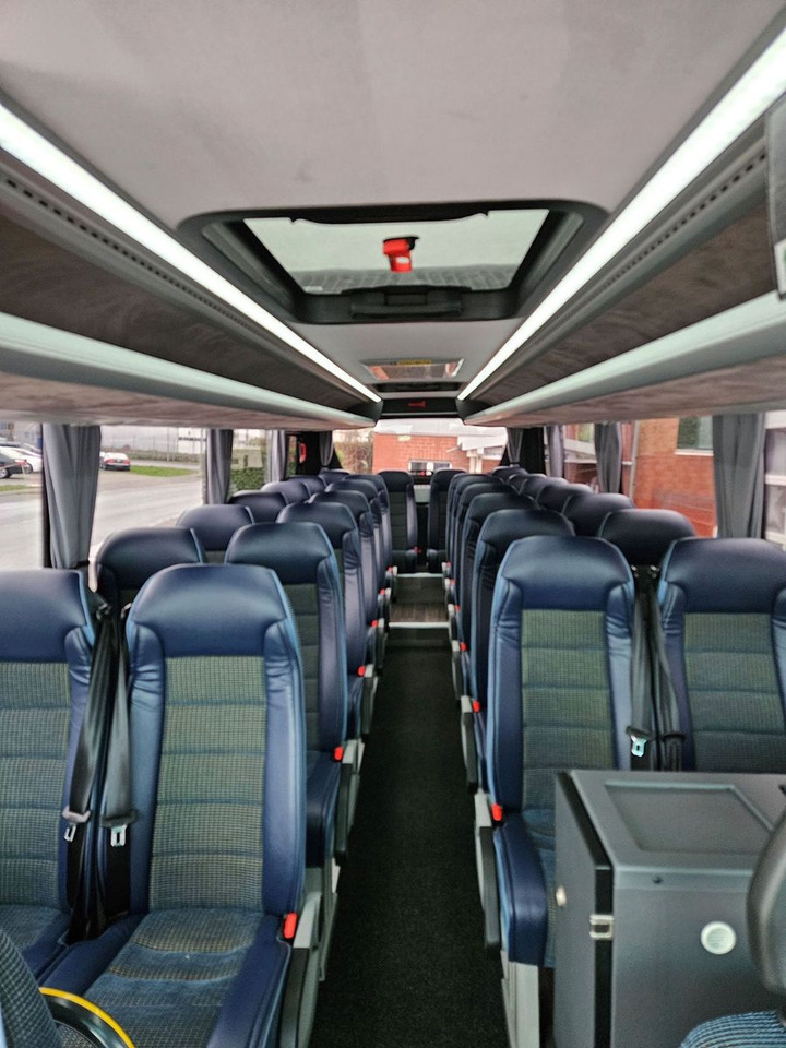 Iveco RAPIDO (Garantie 06.2027*30 Sitze) Rosero - Minibuss, Persontransport: bild 2 Iveco RAPIDO (Garantie 06.2027*30 Sitze) Rosero - Minibuss, Persontransport: bild 2