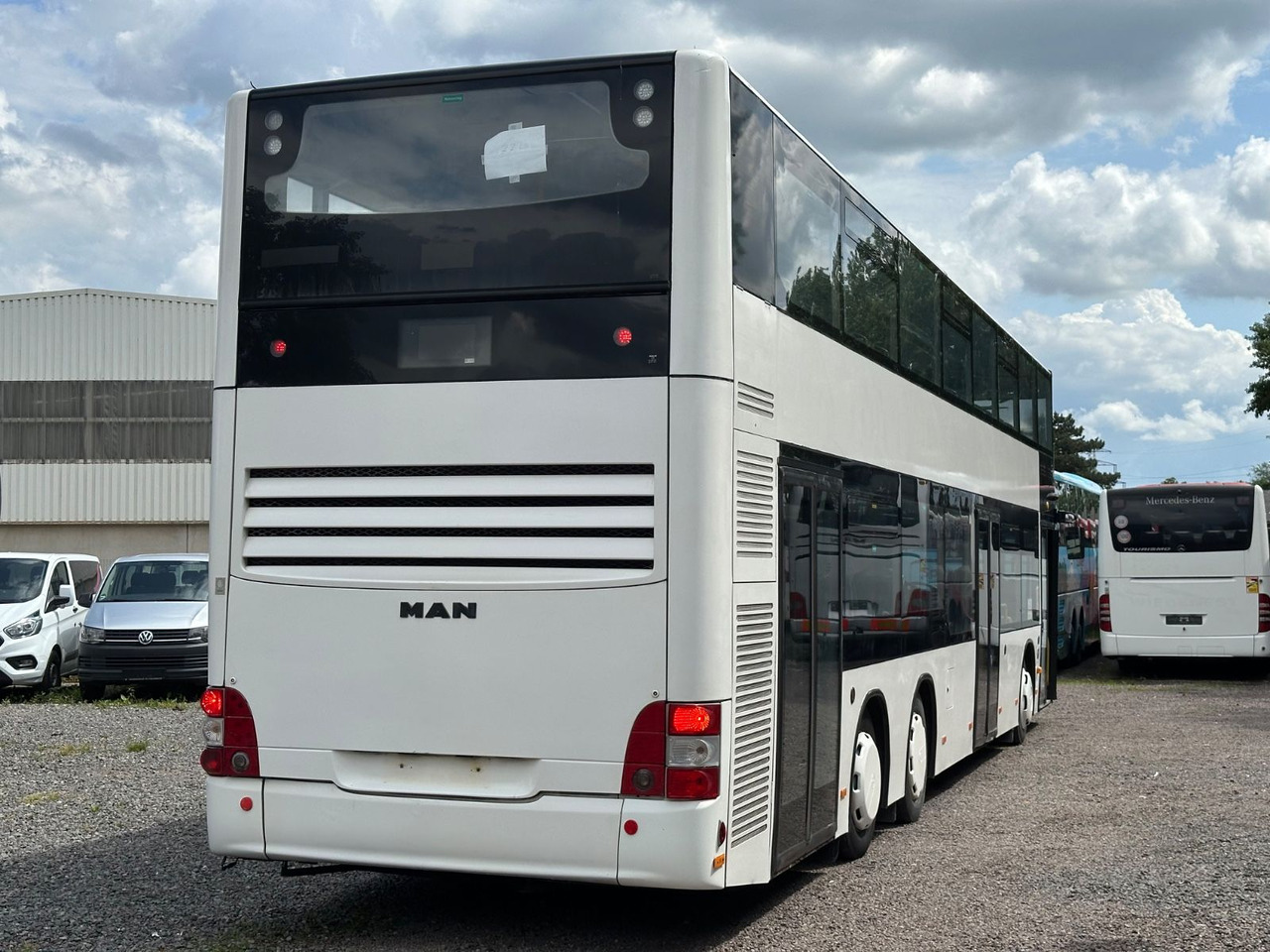MAN A39 DD ND 323 EEV ( 84 Sitze*Klima*TOP) - Dubbeldäckare buss: bild 2 MAN A39 DD ND 323 EEV ( 84 Sitze*Klima*TOP) - Dubbeldäckare buss: bild 2