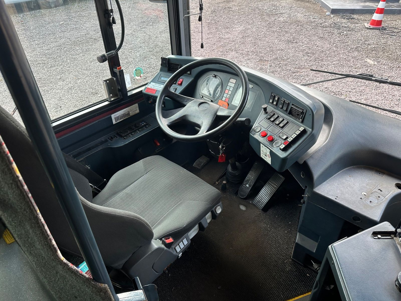 Neoplan PD9 N 4426/3 Centroliner (Motor neu*TÜV 03.26) - Dubbeldäckare buss: bild 4 Neoplan PD9 N 4426/3 Centroliner (Motor neu*TÜV 03.26) - Dubbeldäckare buss: bild 4