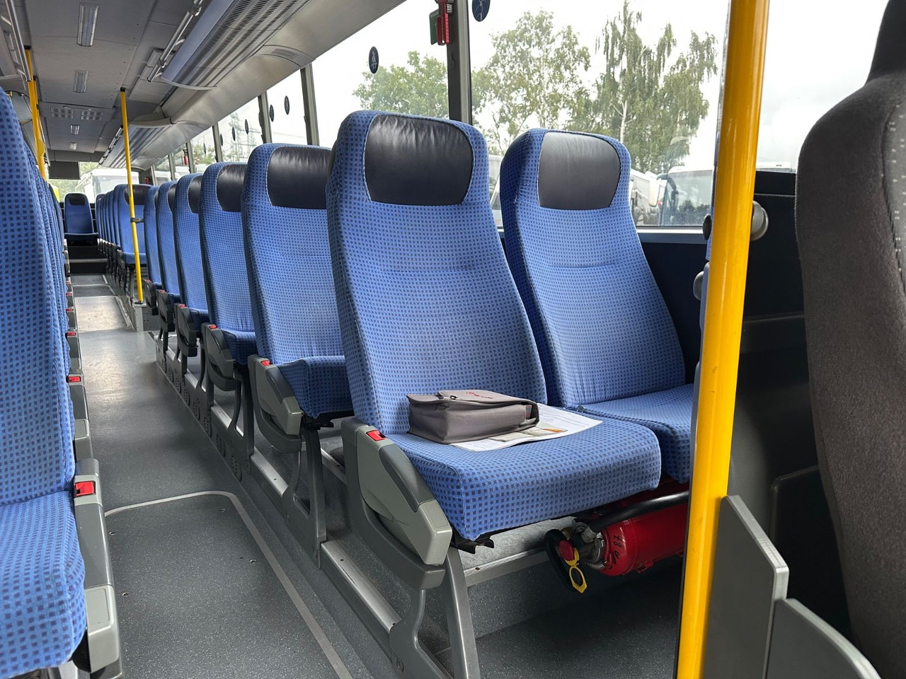 Setra S 417 UL (64 Sitze*Klima) - Förortsbuss: bild 5 Setra S 417 UL (64 Sitze*Klima) - Förortsbuss: bild 5