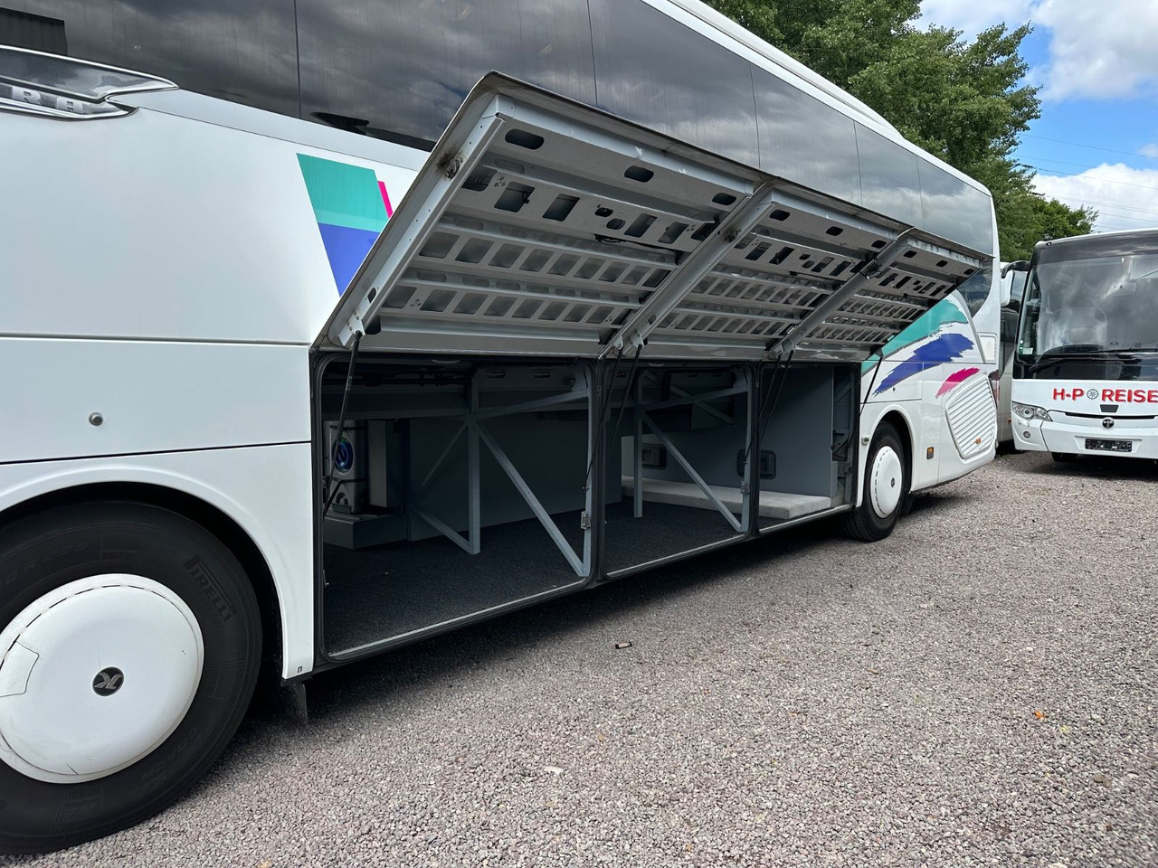 Setra S 515 HD (TOP*DE*Schalt) - Turistbuss: bild 4 Setra S 515 HD (TOP*DE*Schalt) - Turistbuss: bild 4