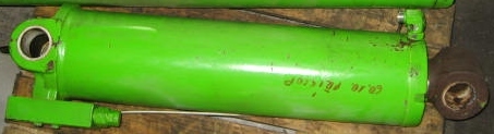 MERLO Hydraulikzylinder Nr. 035310 - Hydraulcylinder för Teleskoplastar: bild 1 MERLO Hydraulikzylinder Nr. 035310 - Hydraulcylinder för Teleskoplastar: bild 1